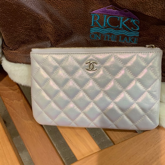 Chanel O Case - Picture 1 of 6